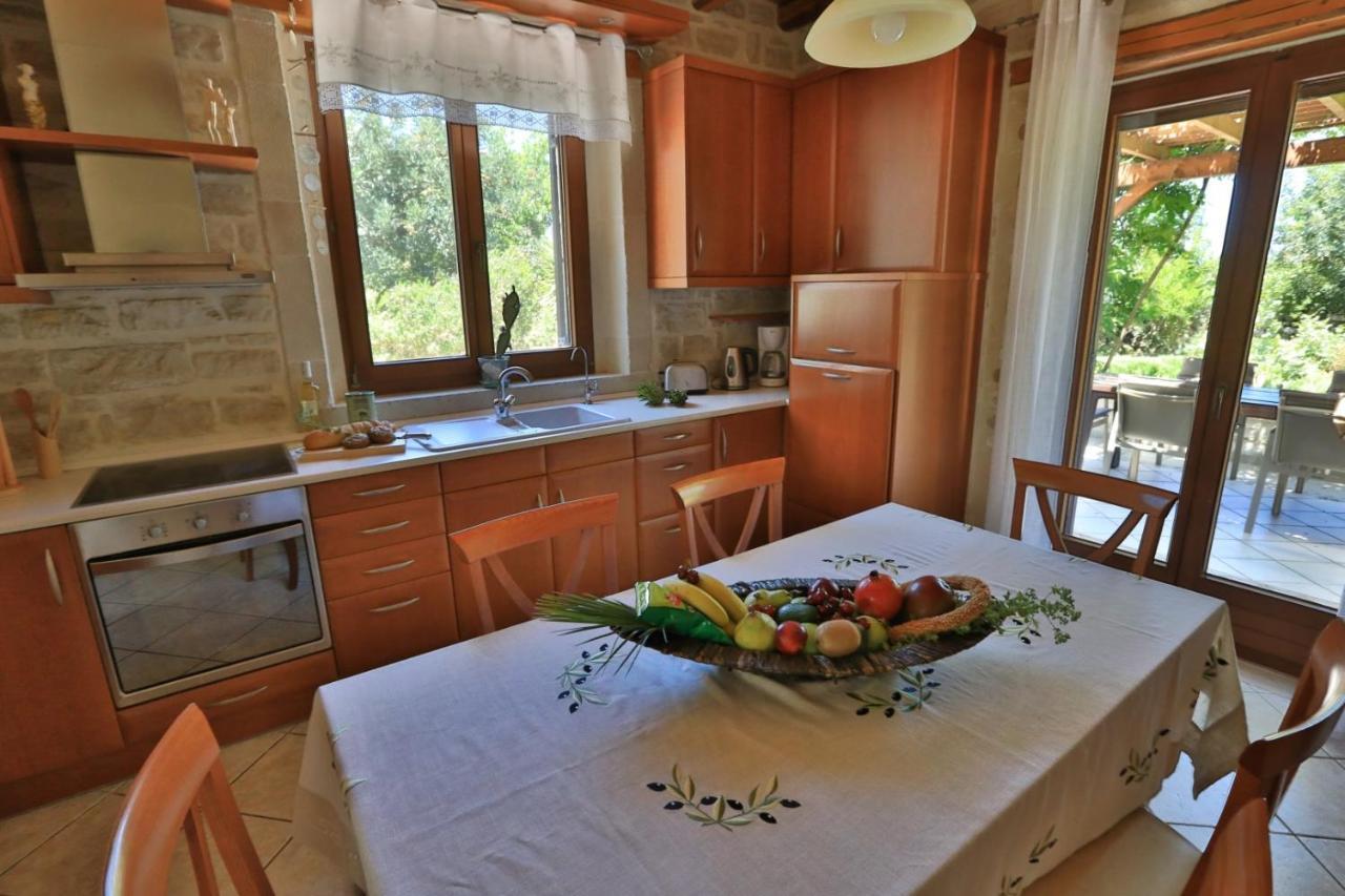 Villa Harmony, Steinvilla Prinés Zewnętrze zdjęcie